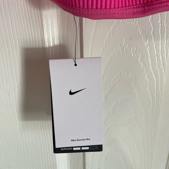 NWT Pink NIKE SWOOSH BRA - Picture 10 of 10